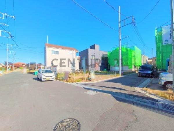 �_�ސ쌧������s���h�̒��È�ˌ��Ă̑O�ʓ��H�܂ތ��n�ʐ^