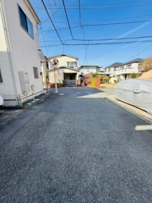 �_�ސ쌧������s�Ђ΂肪�u�̒��È�ˌ��Ă̑O�ʓ��H�܂ތ��n�ʐ^