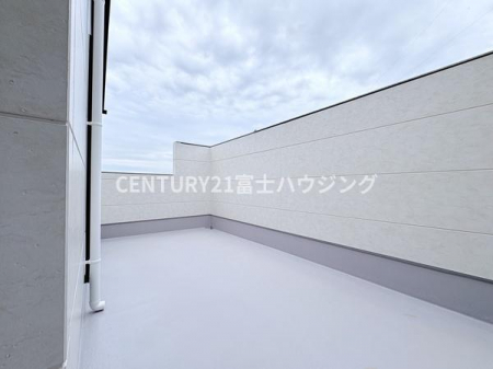 oRj[@J܂B