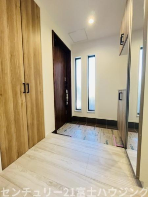 �_�ސ쌧������s�H��1���ڂ̐V�z��ˌ��Ă̌���