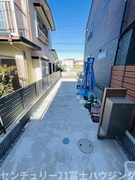 �_�ސ쌧������s�H��1���ڂ̐V�z��ˌ��Ă̂��̑����n