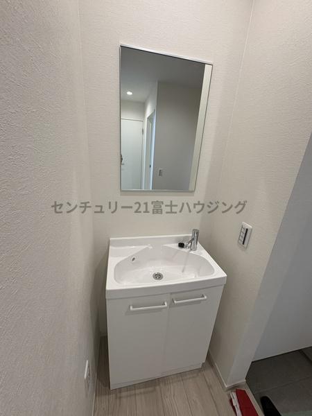 _ސ쌧sb1ڂ̐VzˌĂ̐ʑEʏ