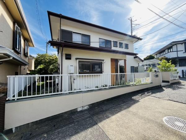 _ސ쌧qsR̓yn̑OʓH܂ތnʐ^