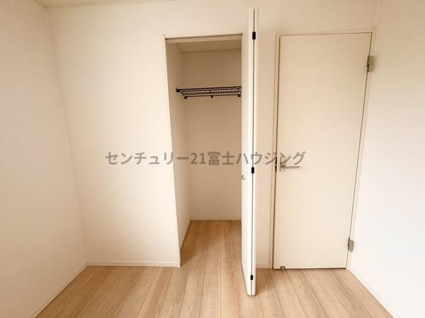 �_�ސ쌧������s����2���ڂ̐V�z��ˌ��Ă̎��[