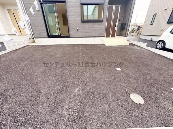 �_�ސ쌧������s����2���ڂ̐V�z��ˌ��Ă̒��ԏ�