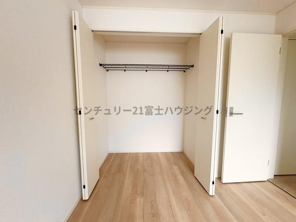 �_�ސ쌧������s����2���ڂ̐V�z��ˌ��Ă̎��[