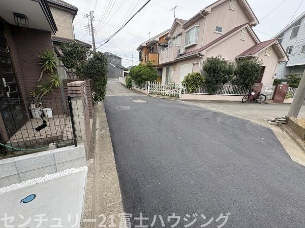 _ސ쌧s2ڂ̐VzˌĂ̑OʓH܂ތnʐ^