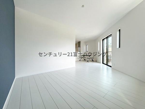 _ސ쌧s1ڂ̐VzˌẴrO