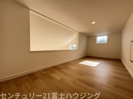 �_�ސ쌧������s����5���ڂ̐V�z��ˌ��Ă̂��̑�����