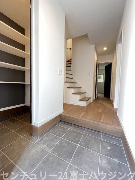 �_�ސ쌧������s����5���ڂ̐V�z��ˌ��Ă̌���