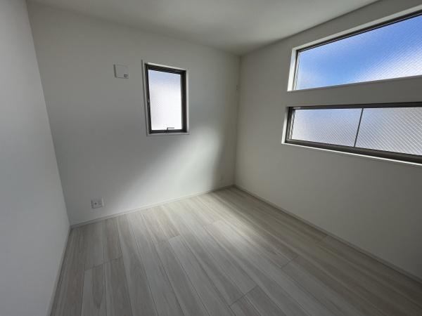 �_�ސ쌧������s���5���ڂ̐V�z��ˌ��Ă̗m��