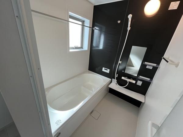 �_�ސ쌧������s���5���ڂ̐V�z��ˌ��Ă̗���