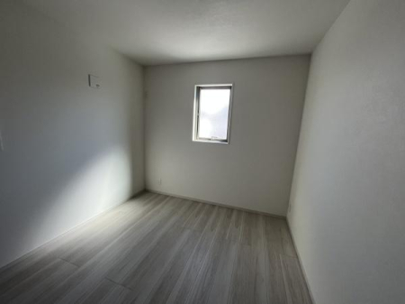 �_�ސ쌧������s���5���ڂ̐V�z��ˌ��Ă̗m��