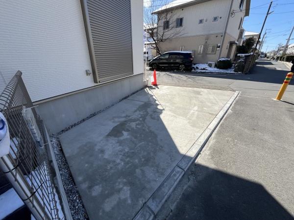 �_�ސ쌧������s���5���ڂ̐V�z��ˌ��Ă̒��ԏ�