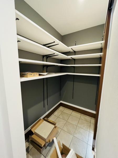 �_�ސ쌧������s�l�{��̐V�z��ˌ��Ă̎��[