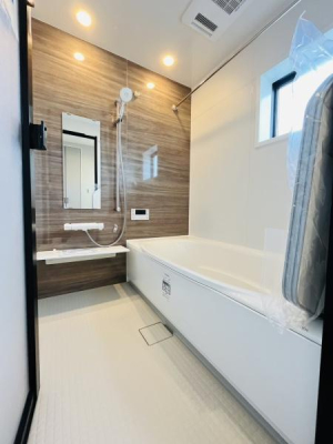 �_�ސ쌧������s�l�{��̐V�z��ˌ��Ă̗���