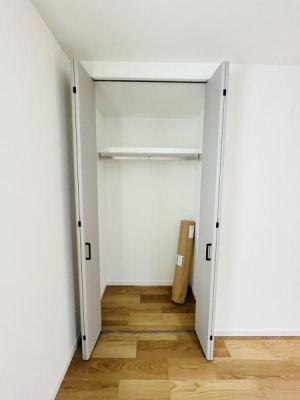 �_�ސ쌧������s�l�{��̐V�z��ˌ��Ă̎��[