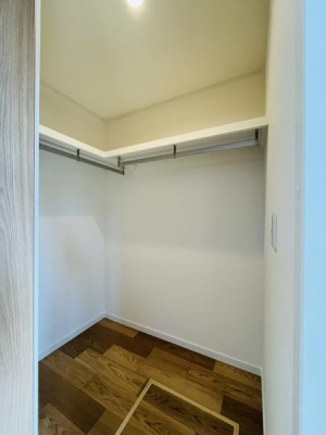 �_�ސ쌧������s�l�{��̐V�z��ˌ��Ă̎��[