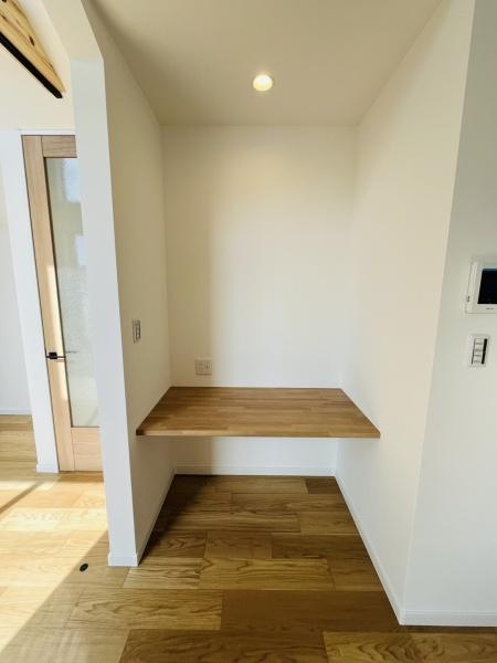 �_�ސ쌧������s�l�{��̐V�z��ˌ��Ă̂��̑�����