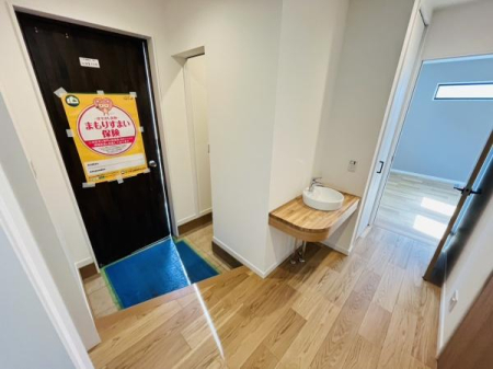 �_�ސ쌧������s�l�{��̐V�z��ˌ��Ă̌���