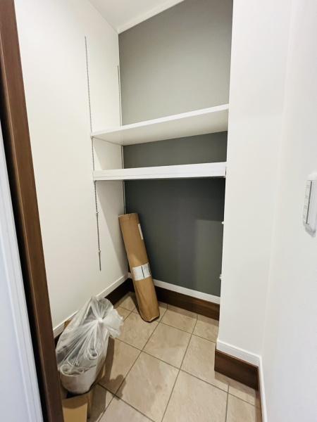 �_�ސ쌧������s�l�{��̐V�z��ˌ��Ă̎��[