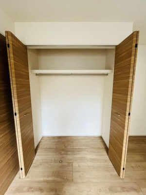 �_�ސ쌧������s�l�{��̐V�z��ˌ��Ă̎��[