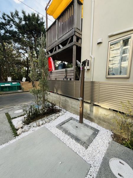 �_�ސ쌧������s�l�{��̐V�z��ˌ��Ă̂��̑����n