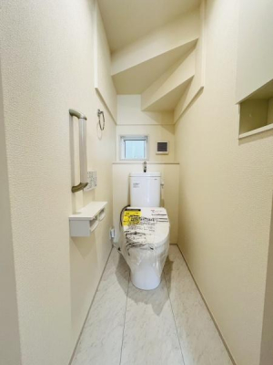 �_�ސ쌧������s�l�{��̐V�z��ˌ��Ẵg�C��