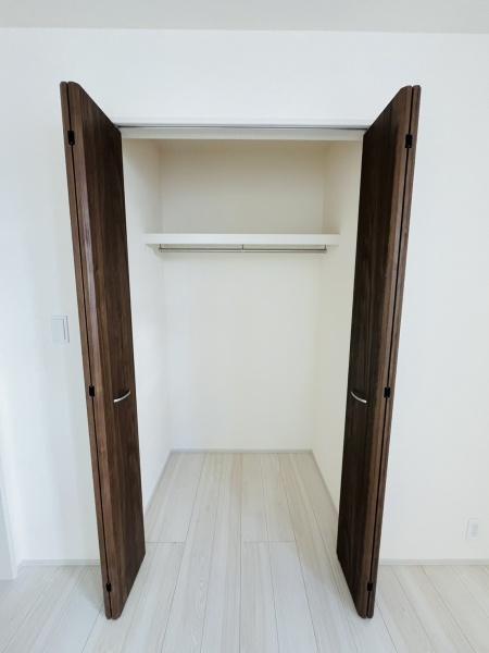 �_�ސ쌧������s�l�{��̐V�z��ˌ��Ă̎��[