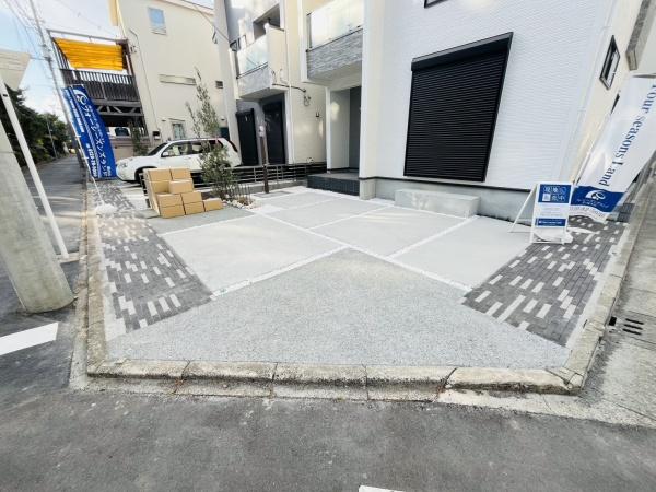 �_�ސ쌧������s�l�{��̐V�z��ˌ��Ă̒��ԏ�