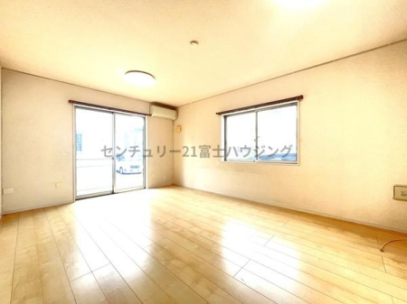 _ސ쌧ˎslV{7ڂ̒ÈˌẴrO