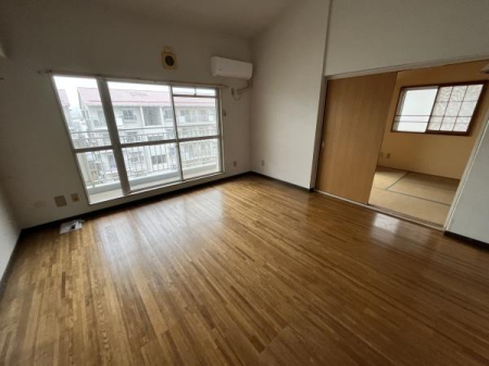 �_�ސ쌧������s�~��1���ڂ̒��Ã}���V�����̃��r���O