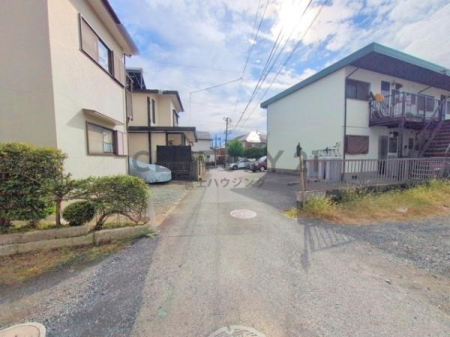 _ސ쌧s5ڂ̐VzˌĂ̑OʓH܂ތnʐ^