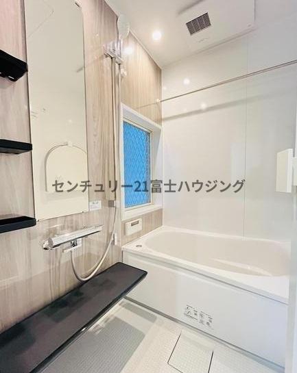 _ސ쌧lshѓ̒ÈˌĂ̗