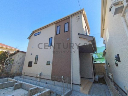 �_�ސ쌧������s���C�ݓ�4���ڂ̐V�z��ˌ��Ă̌��n�O�ώʐ^