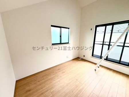 �_�ސ쌧������s���C�ݓ�4���ڂ̐V�z��ˌ��Ă̗m��