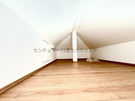 �_�ސ쌧������s���C�ݓ�4���ڂ̐V�z��ˌ��Ă̂��̑�����