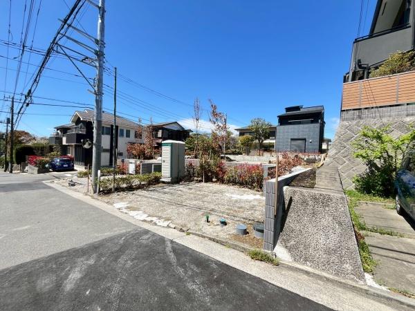 _ސ쌧qsK̐VzˌĂ̑OʓH܂ތnʐ^