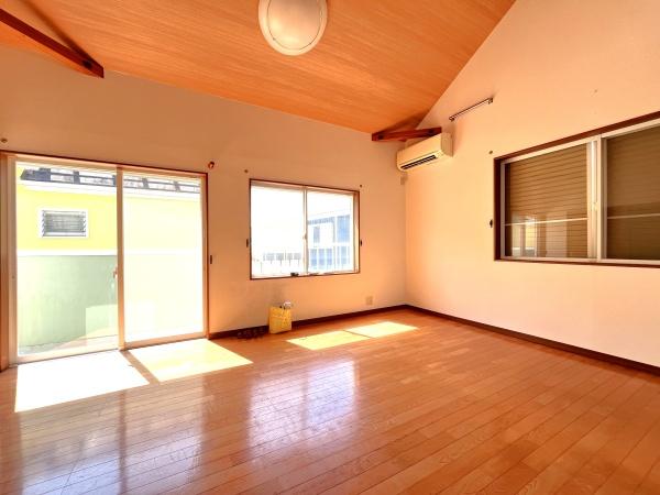 _ސ쌧sl{̒ÈˌẴrO