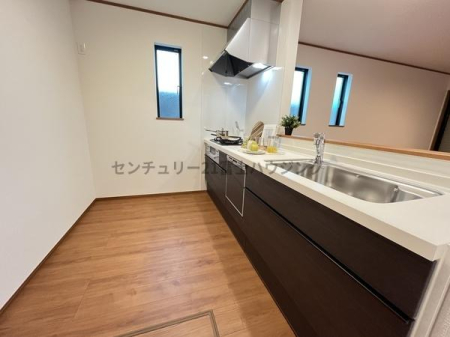 �_�ސ쌧������s���C�ݓ�4���ڂ̐V�z��ˌ��ẴL�b�`��