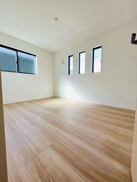 �_�ސ쌧������s���Z���̐V�z��ˌ��Ă̗m��