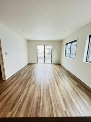 �_�ސ쌧������s�Ï��̐V�z��ˌ��Ẵ��r���O