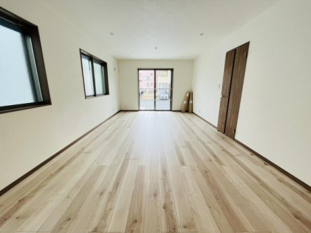 �_�ސ쌧������s�Ï��̐V�z��ˌ��Ẵ��r���O