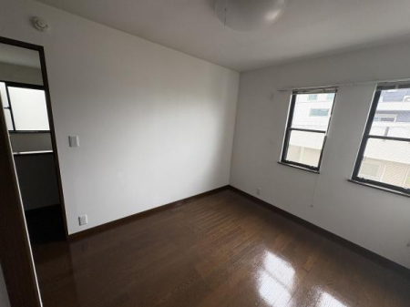 _ސ쌧sb2ڂ̒ÈˌĂ̎q