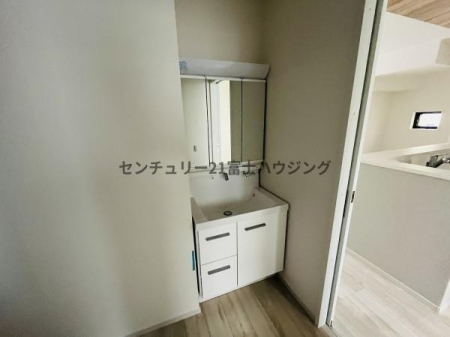 _ސ쌧sac3ڂ̐VzˌĂ̐ʑEʏ