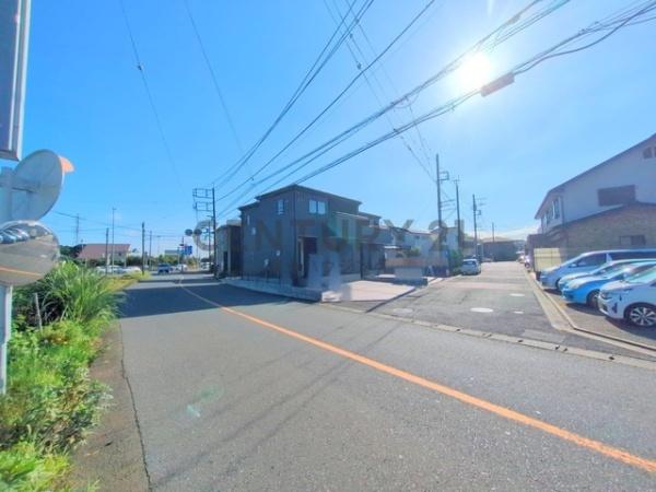 _ސ쌧s̐VzˌĂ̑OʓH܂ތnʐ^