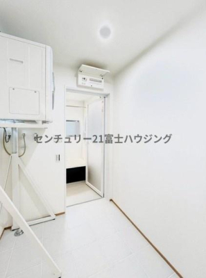 _ސ쌧qs3ڂ̐VzˌĂ̐ʑEʏ