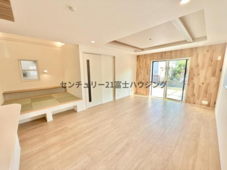 _ސ쌧sq̐VzˌẴrO