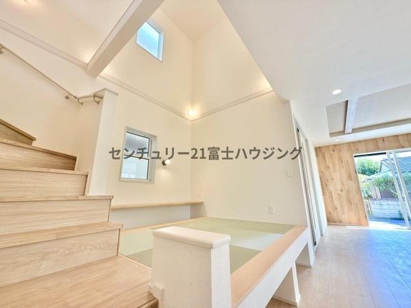 _ސ쌧sq̐VzˌẴrO