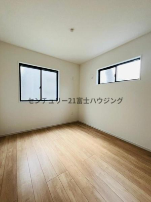 _ސ쌧sАR5ڂ̐VzˌĂ̎q